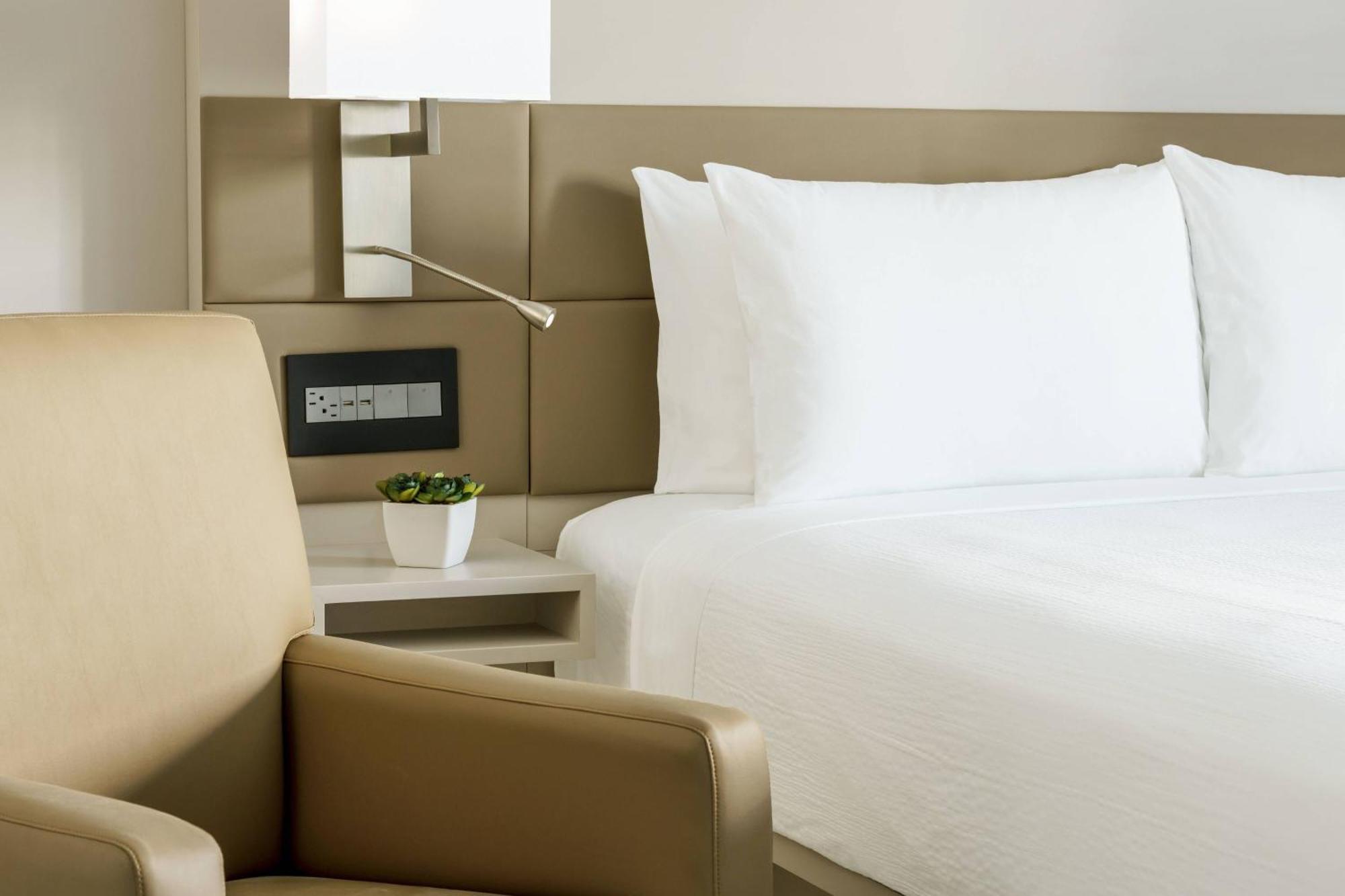 Ac Hotel By Marriott San Juan Condado Екстериор снимка